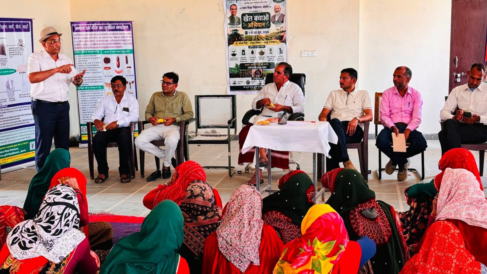 बस्सी झाझडा गाँव में  खेत बचाओं अभियान के तहत प्राकृतिक खेती, जैविक खेती को बढ़ावा एवं वर्षा जल संरक्षण के लिए किसानों को किया प्रेरित 16.06.2026